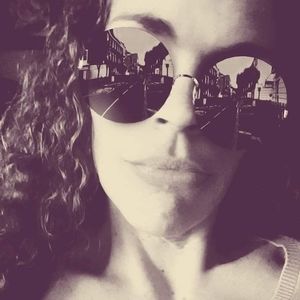 Meet your Posher, Christina